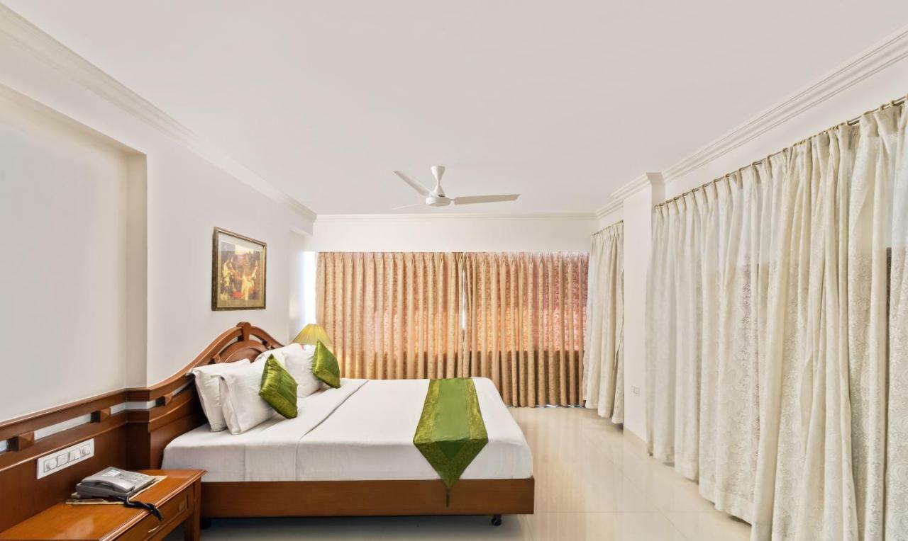 Crown Palace Hotel Indore