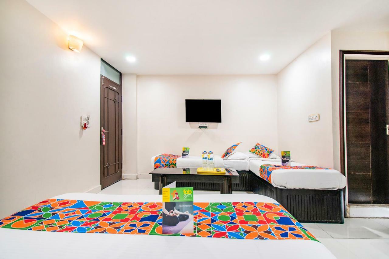 Fabhotel Galaxy Bhanwar Kuan Hotel 3*