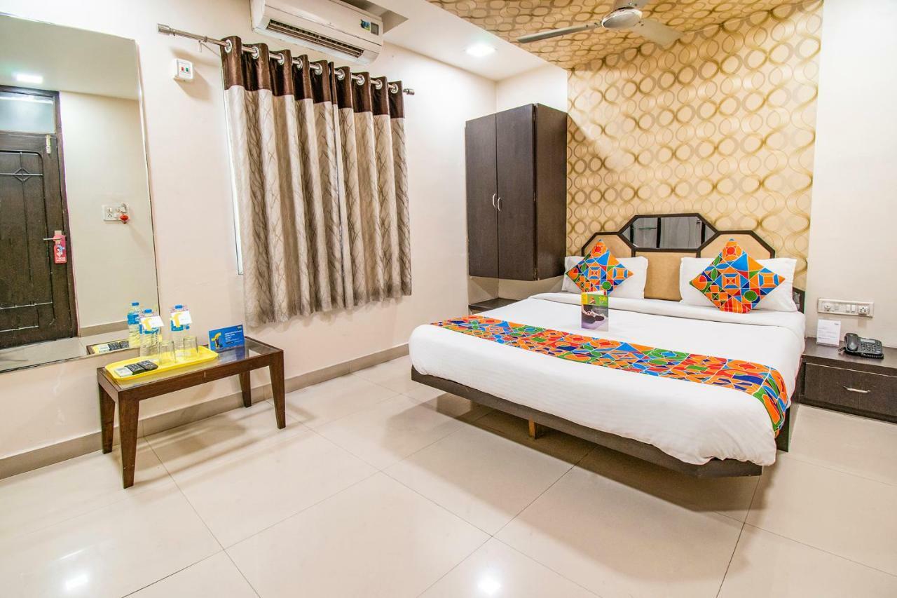 Fabhotel Galaxy Bhanwar Kuan 3*
