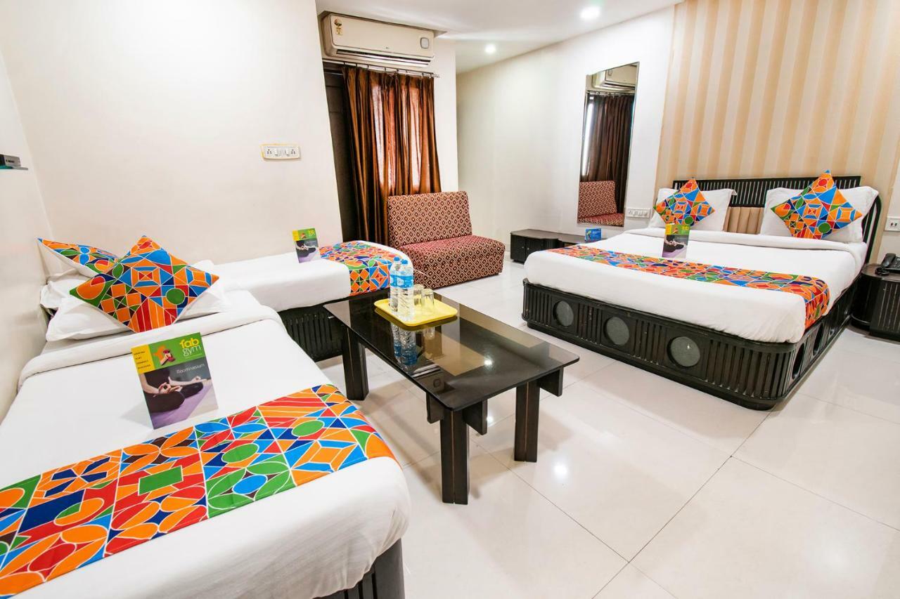 Fabhotel Galaxy Bhanwar Kuan 3*