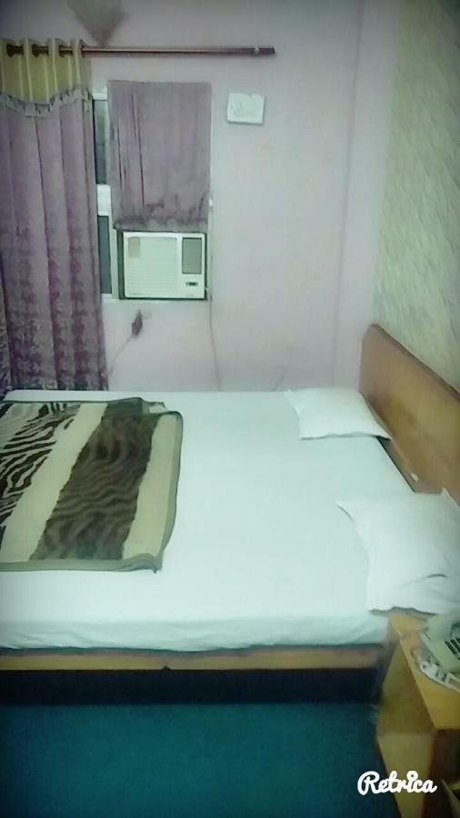 New Crown Hotel