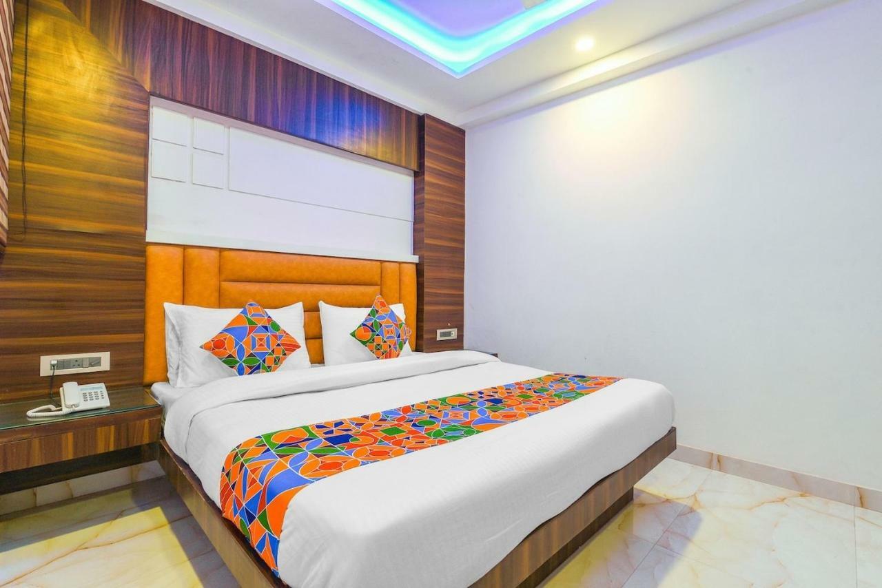 Maa Sharda 2* Indore