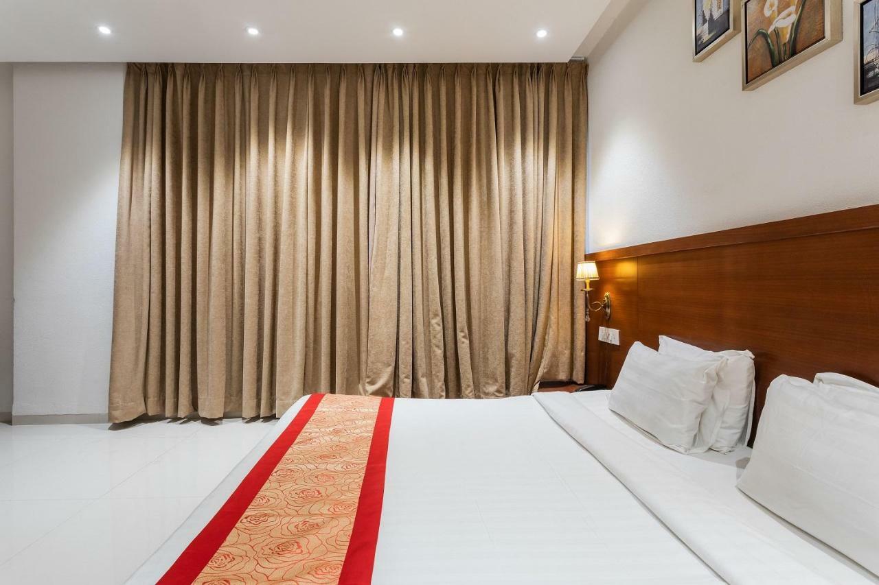 Hotel The Chandra Leela