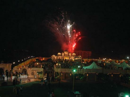 Hotel Nakhrali Dhani 3*