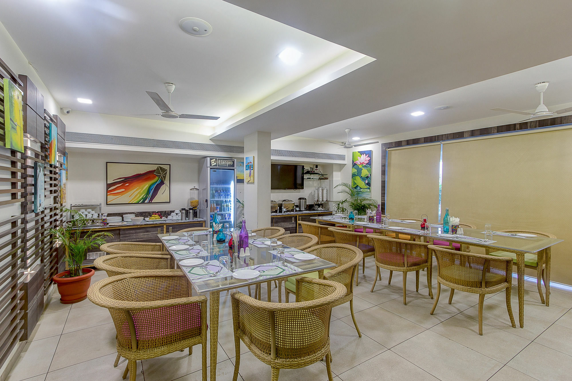 Hotel Treebo Daksh Residency Indore