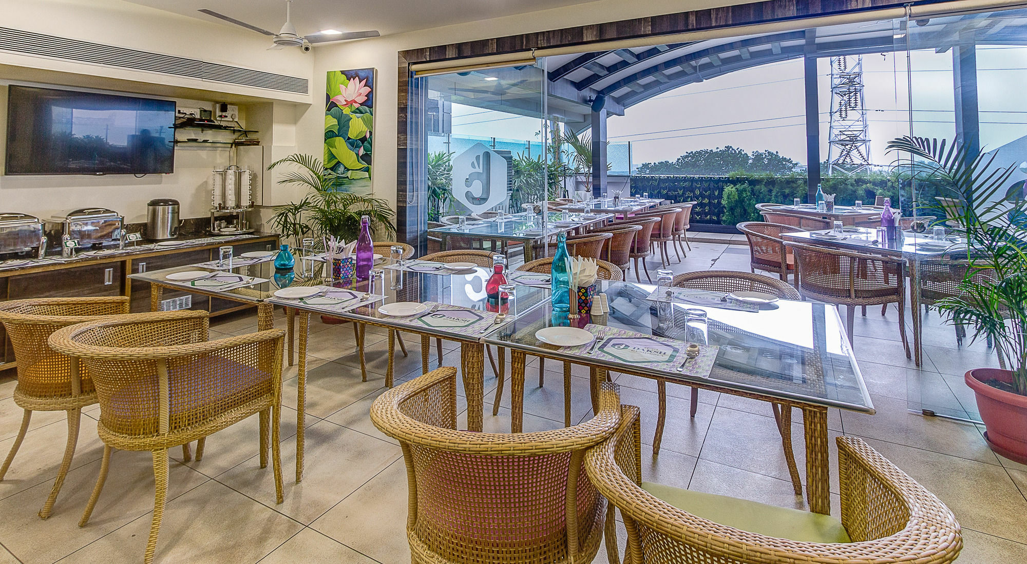 Hotel Treebo Daksh Residency