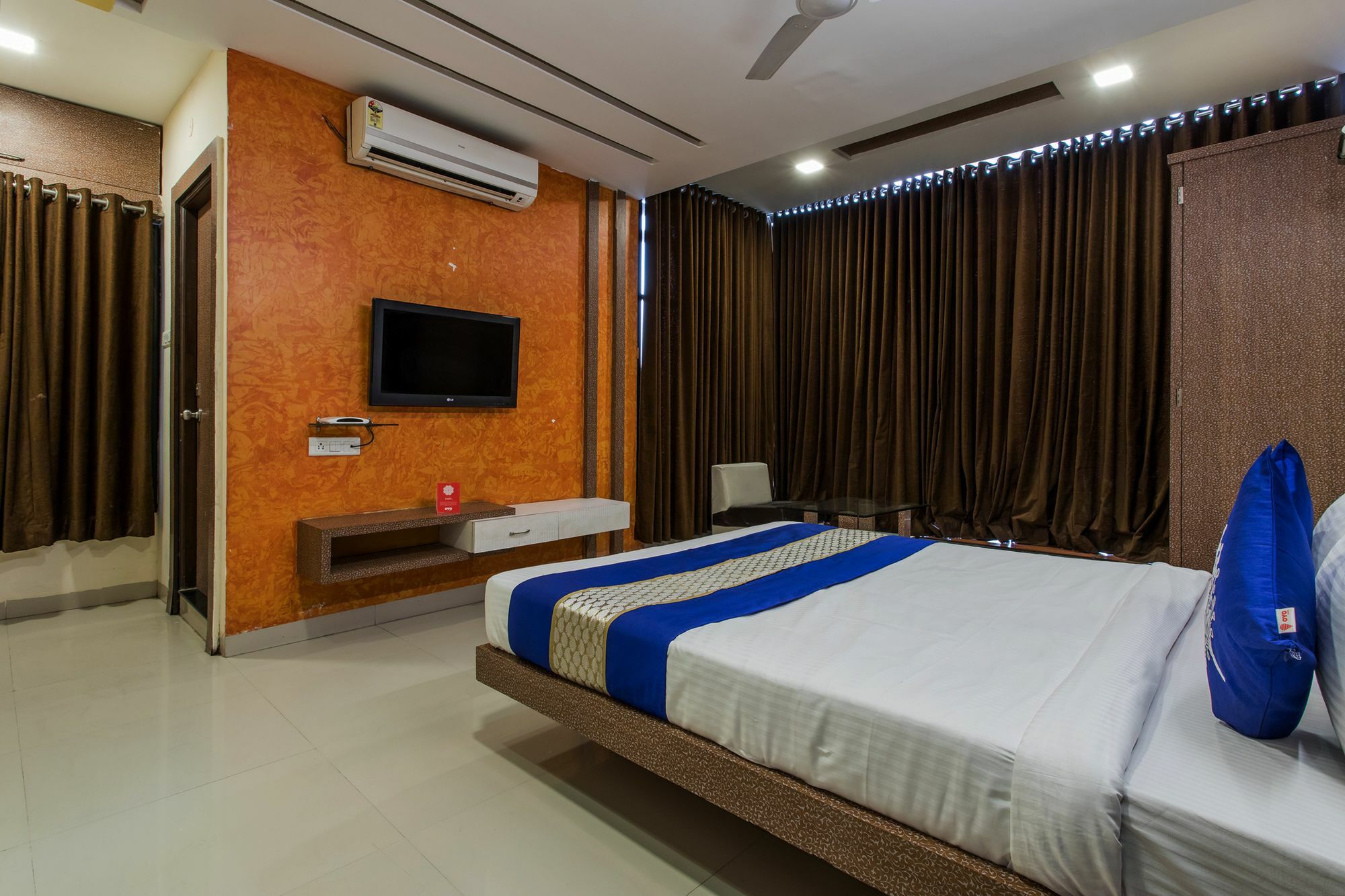 Oyo 6320 Shri Balaji Avenue Hotel 2*