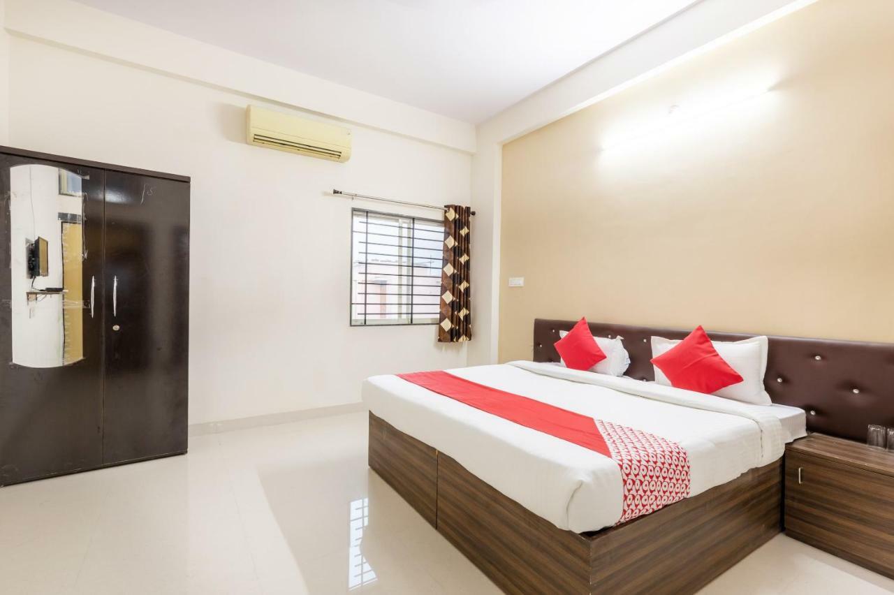 Oyo 40281 Nic 3* Indore
