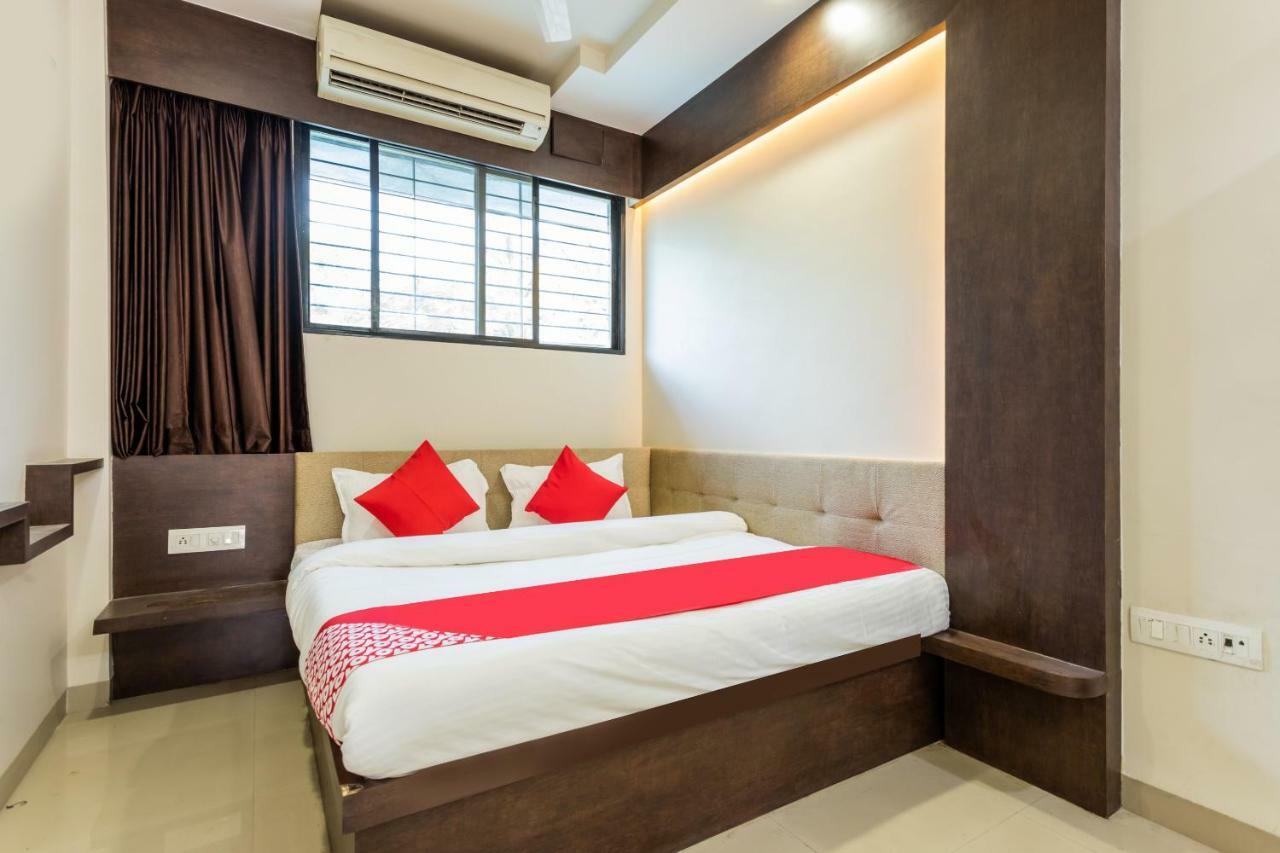 Oyo 42084 Rajshahi And Marriage Garden Hotel