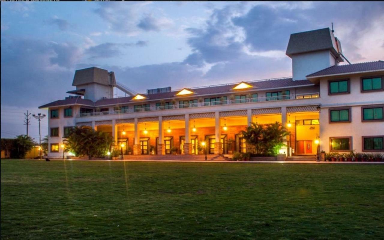 Hotel Jalsa 3*