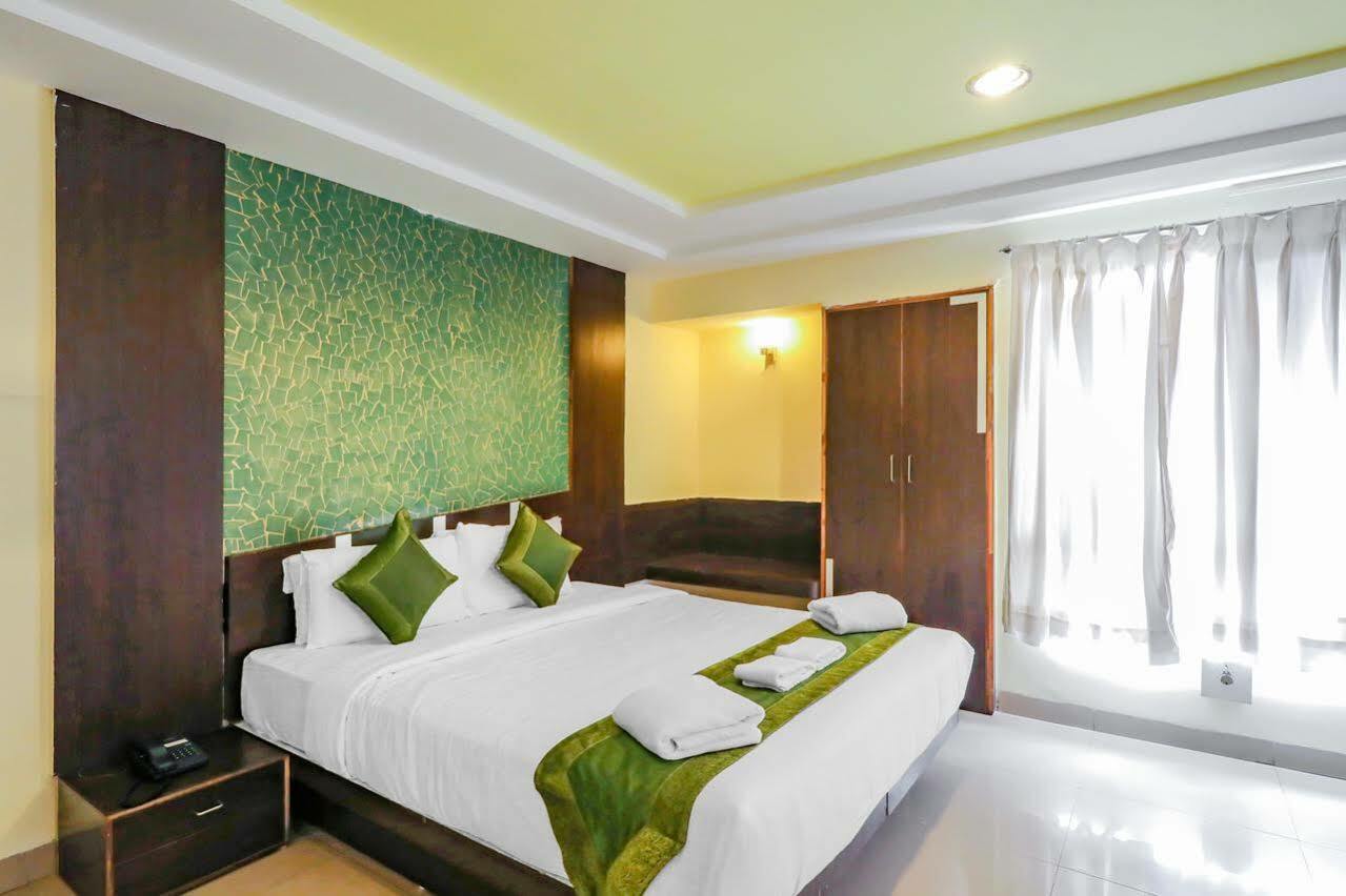 Hotel Paradise Indore