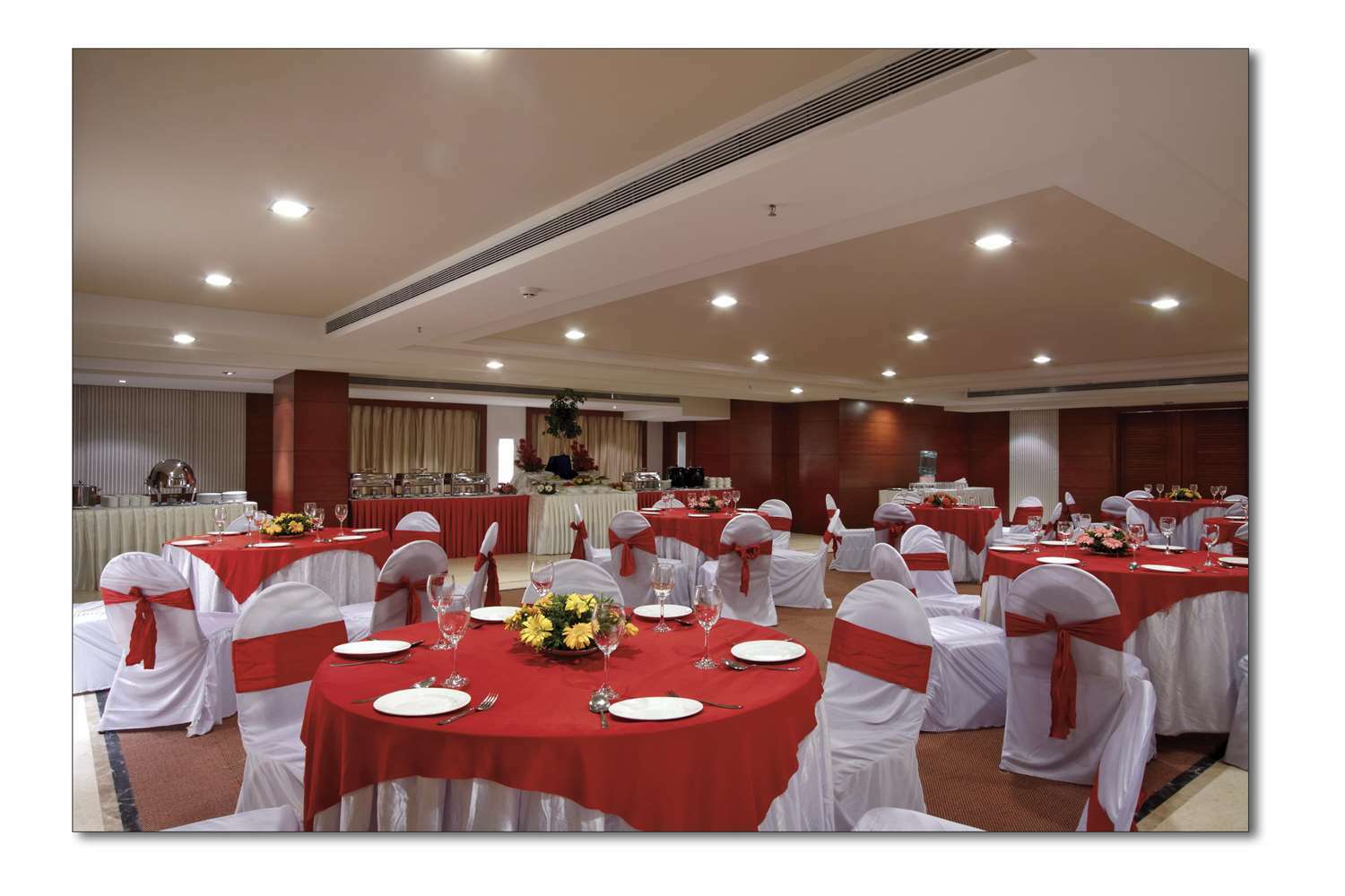 Hotel Surestay By Western Indore