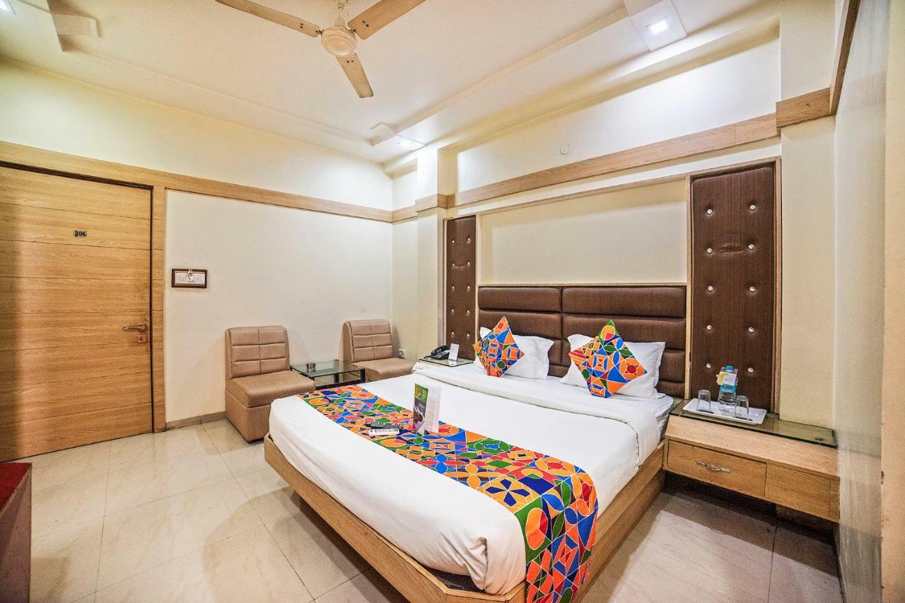 Hotel Fabhotel Santoor Geeta Bhawan Square Indore