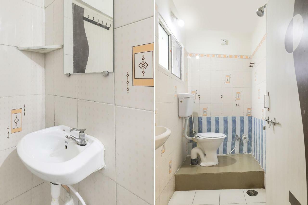Oyo 41740 Karnawat 3*