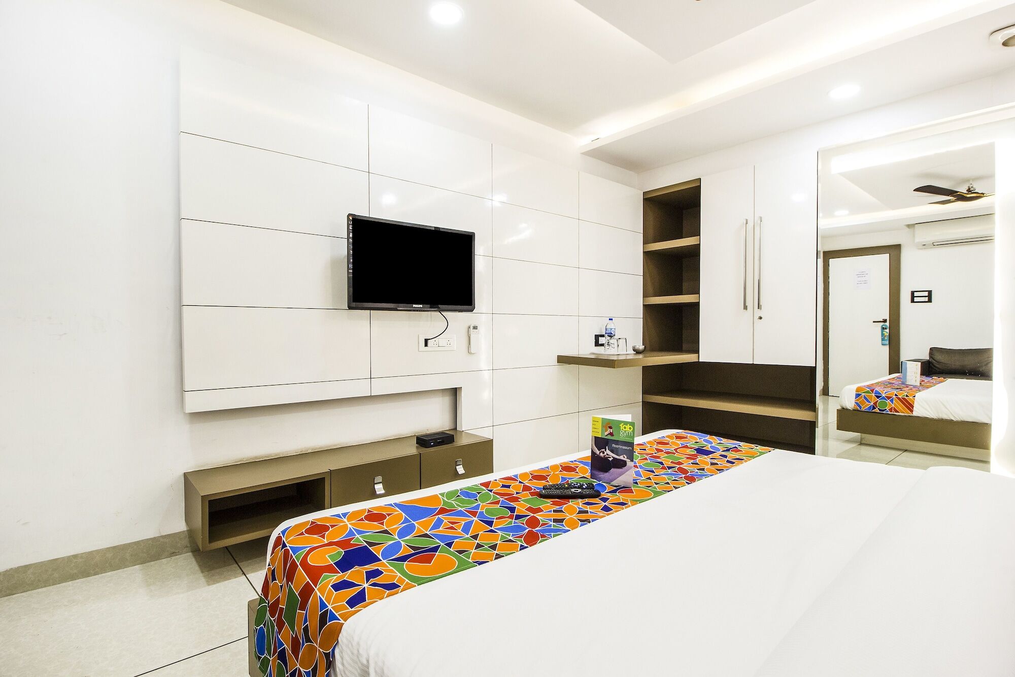Fabhotel Rajnandani Residency Bhawarkua Indore