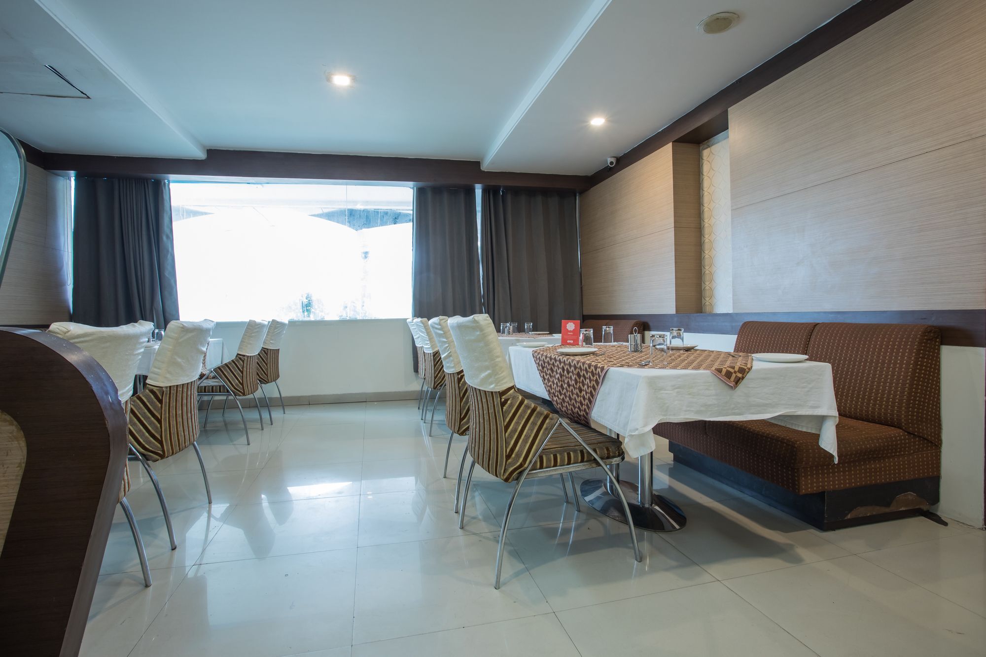 Oyo Flagship 137 Vijay Nagar 2*
