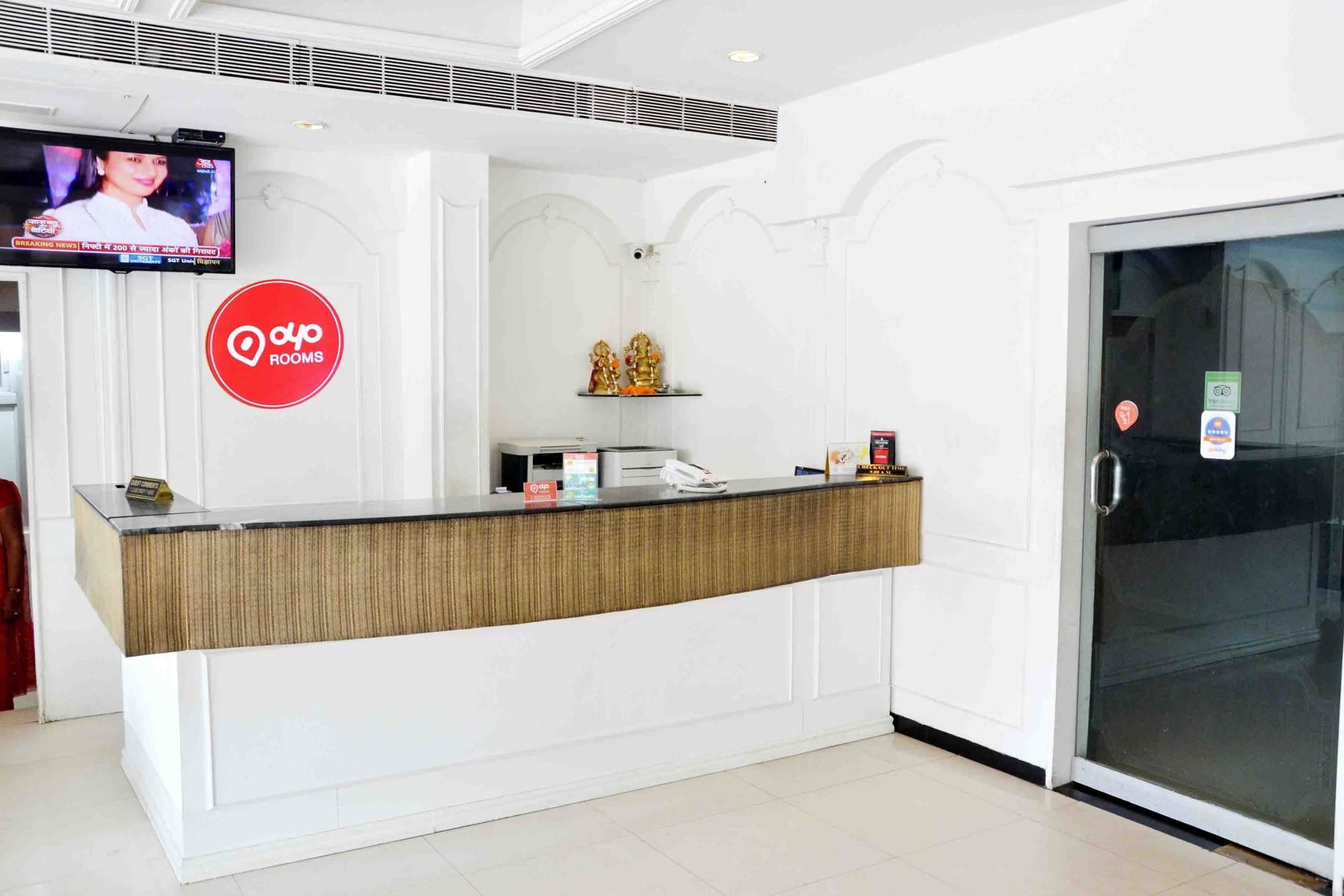 Hotel Oyo Ti Mall Nath Mandir Road