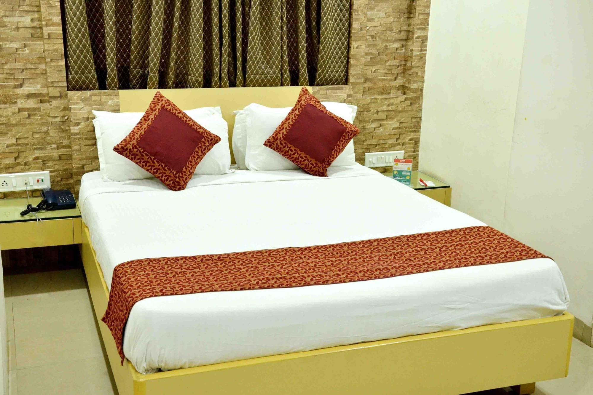 Oyo Ti Mall Nath Mandir Road Hotel Indore