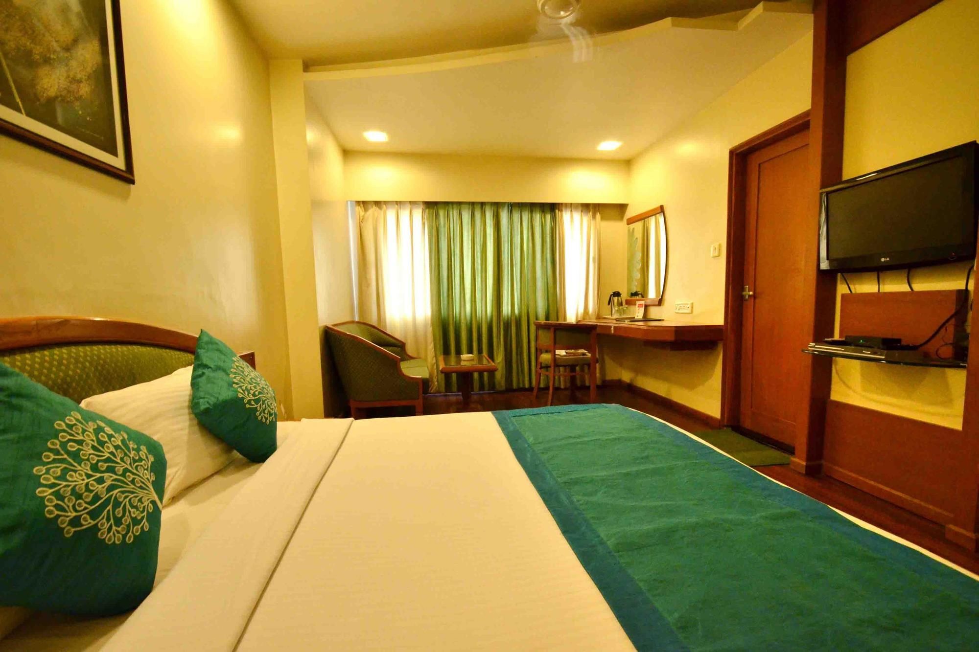 Hotel Oyo 1468 Princes Palace 3*