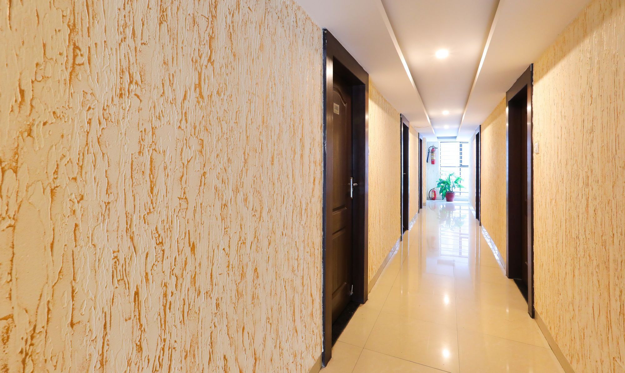 Super Townhouse Divya Palace Indore