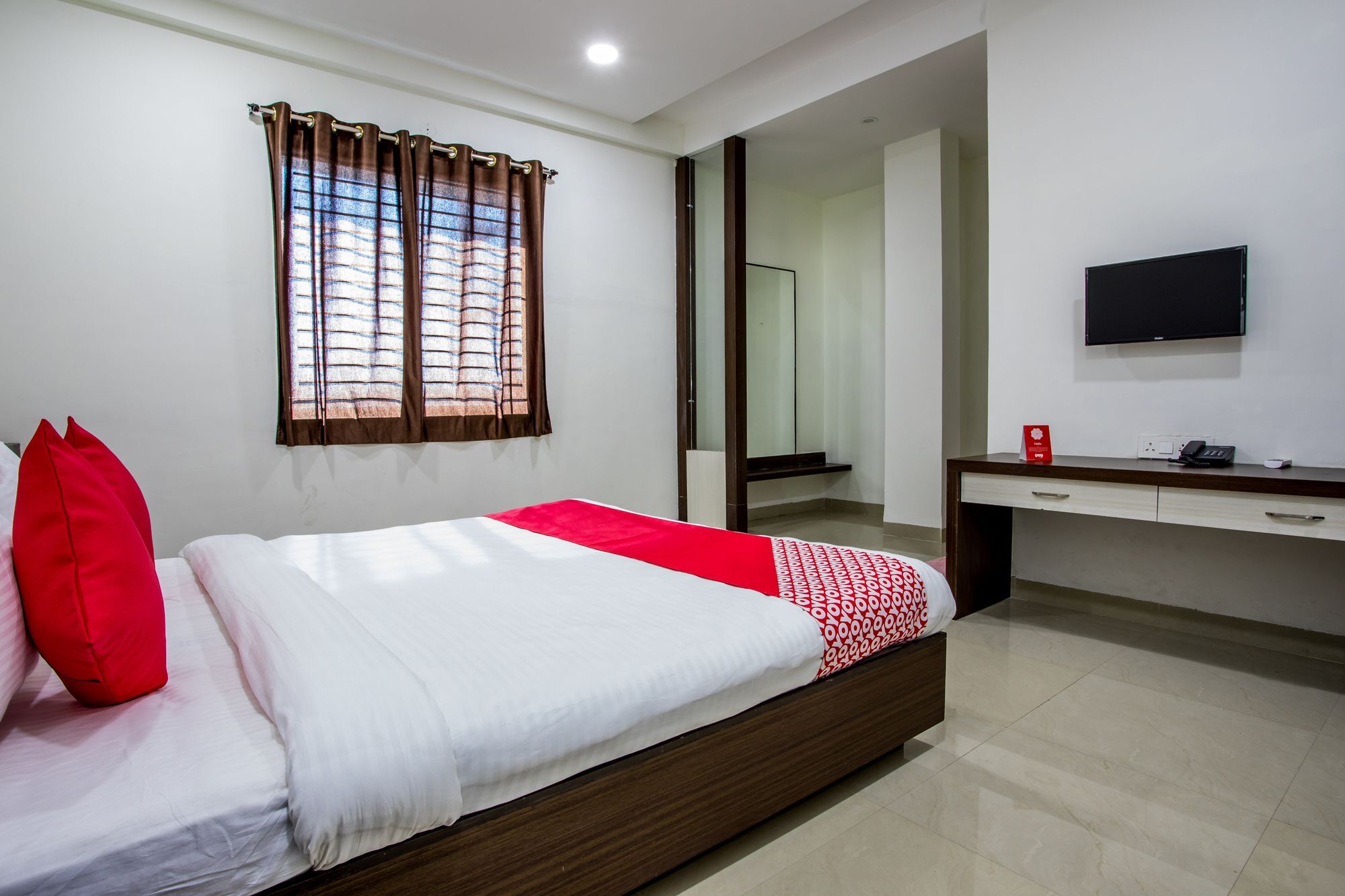 Hotel Fabhotel 7th Cloud Ab Road