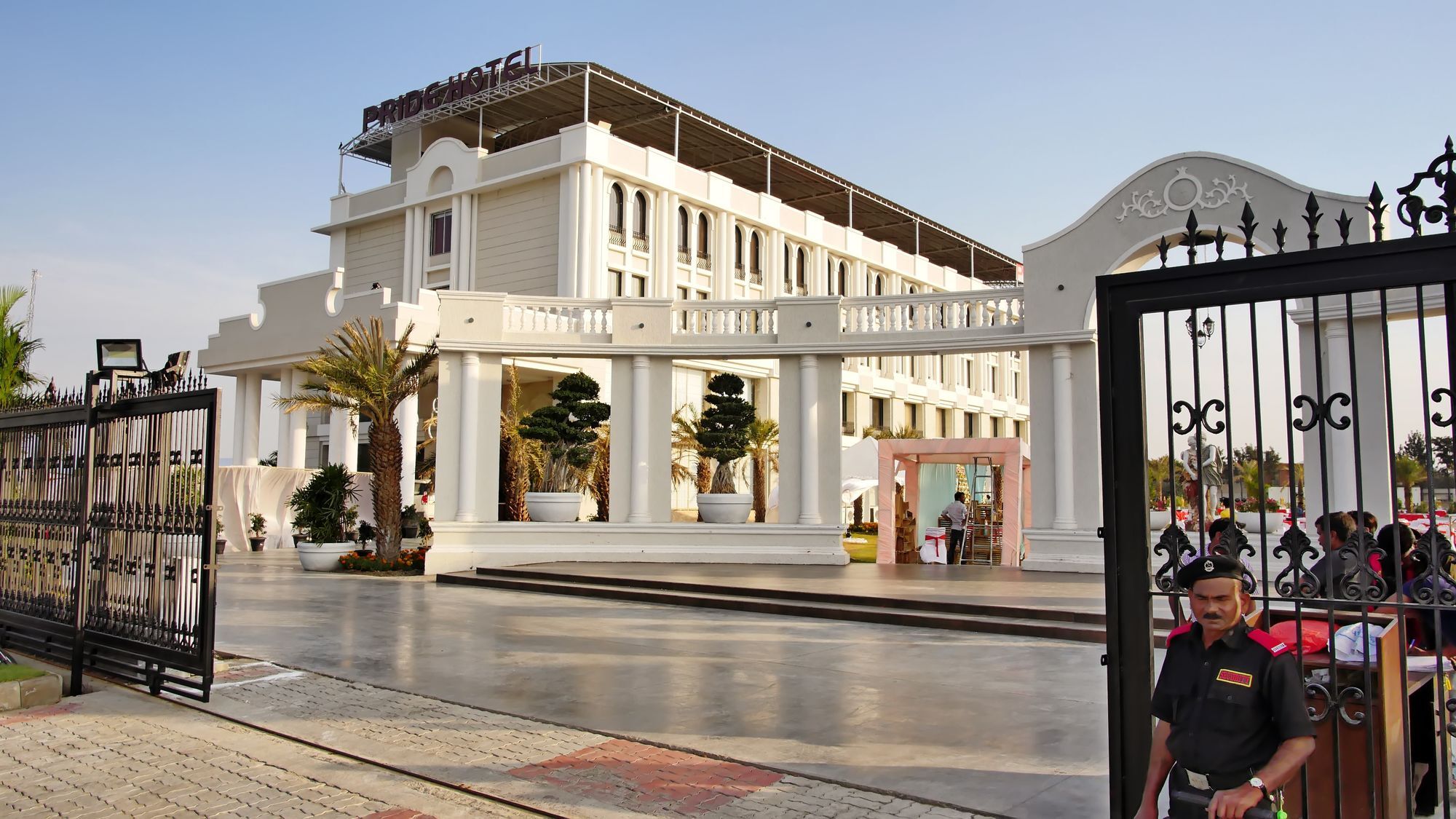 Pride & Convention Centre Hotel Indore