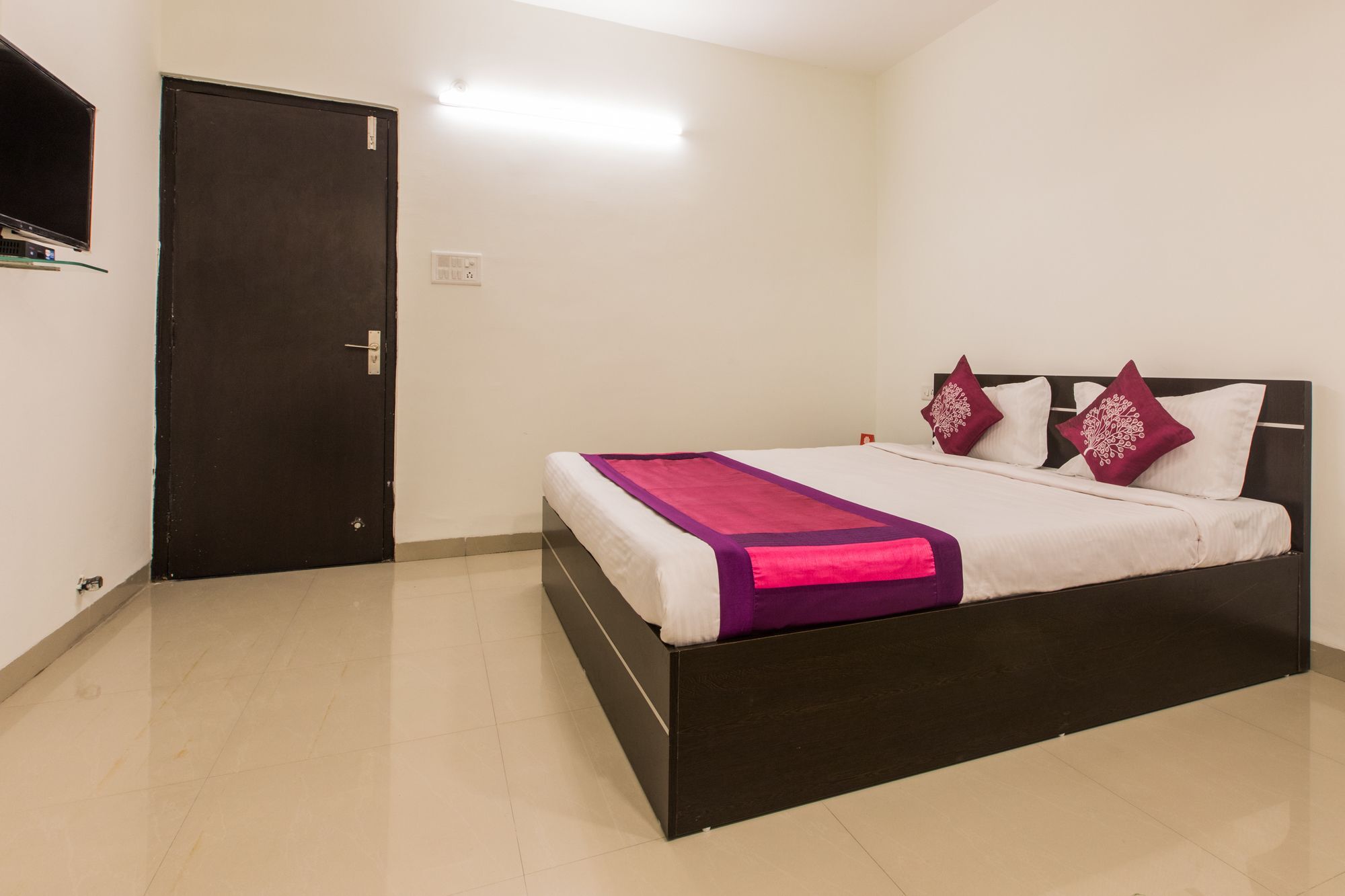 Fabhotel Prime Om Epic Vijay Nagar