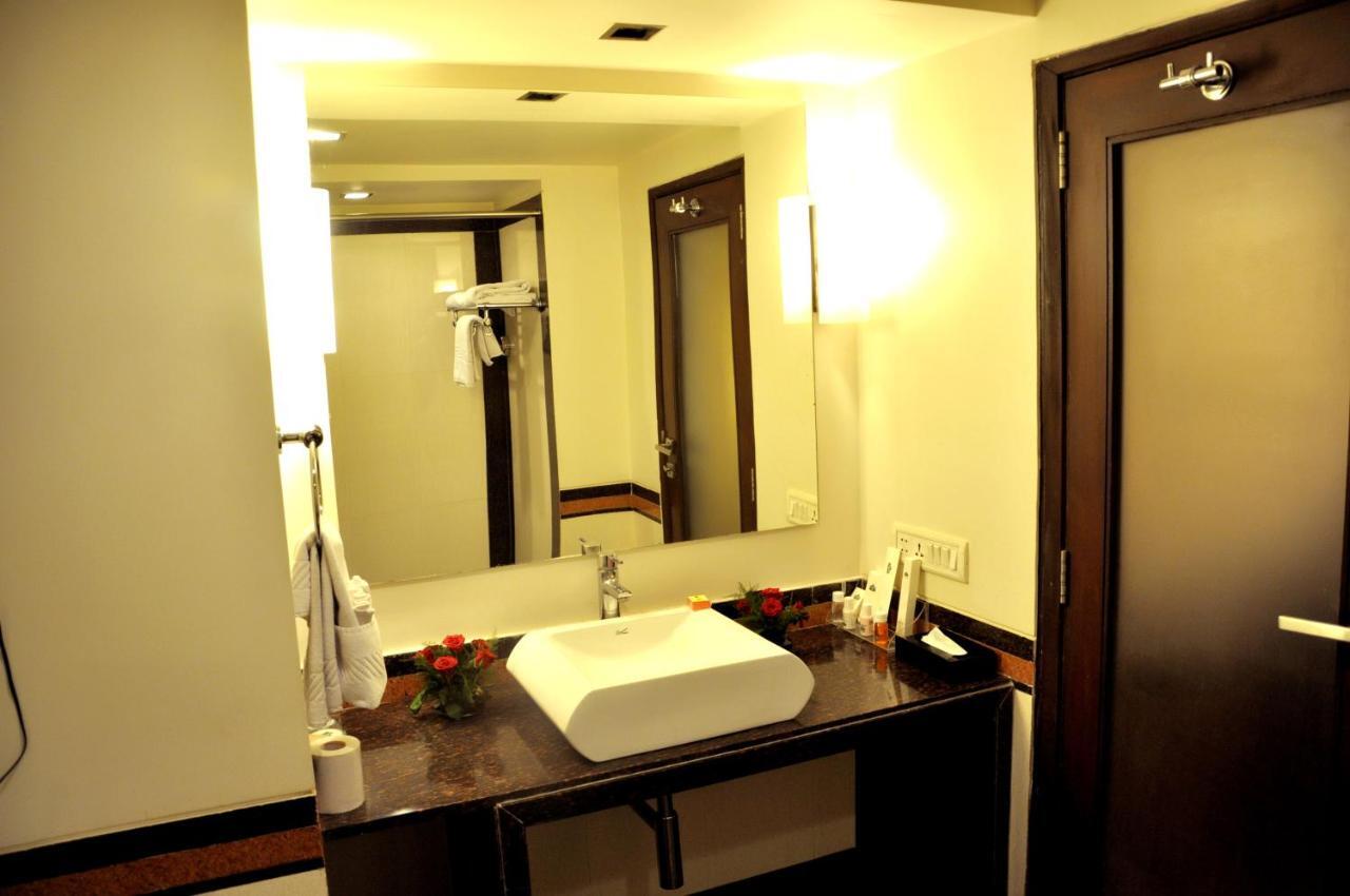 Hotel Surestay By Western Indore