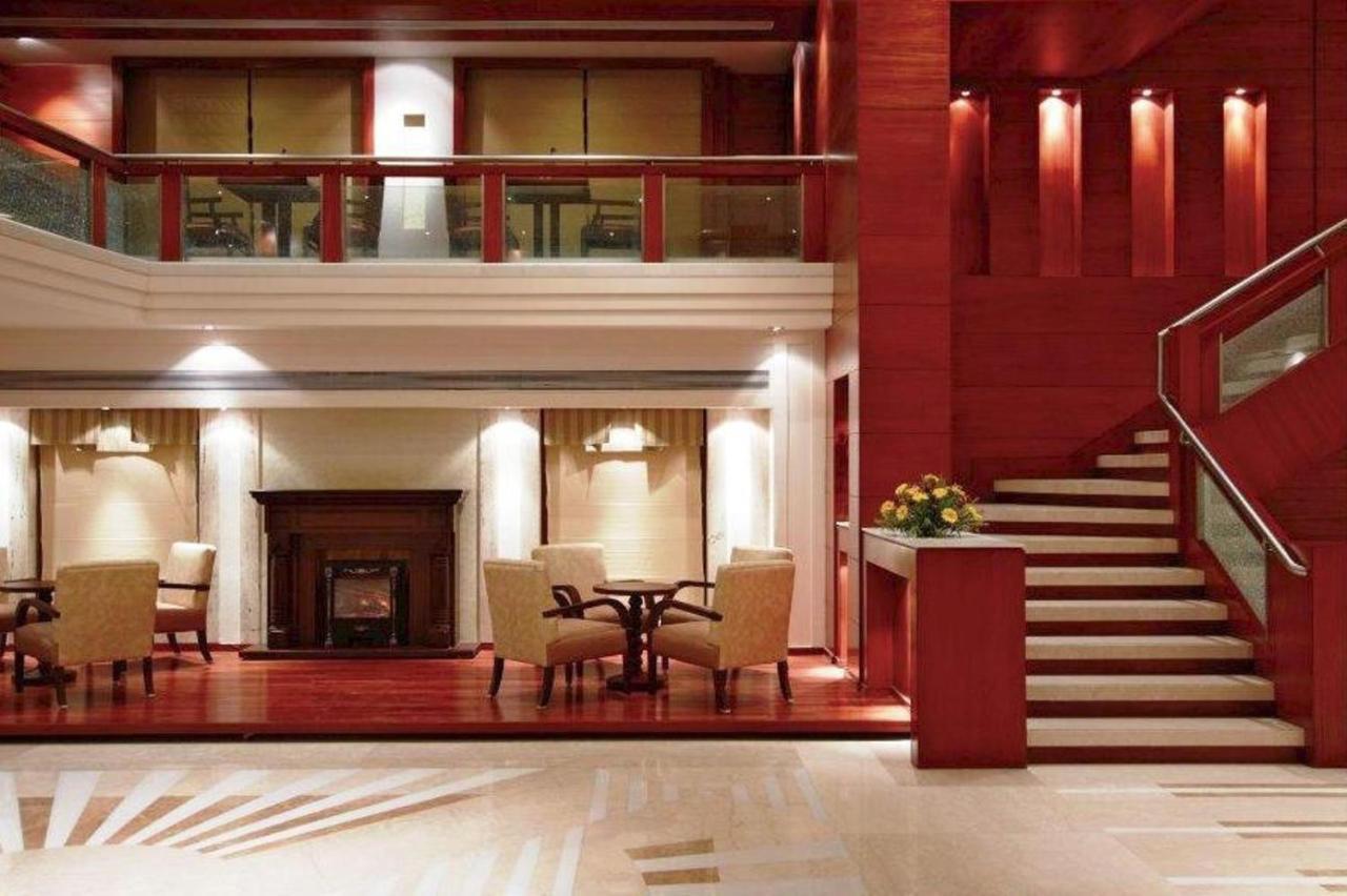 Surestay By Western Hotel