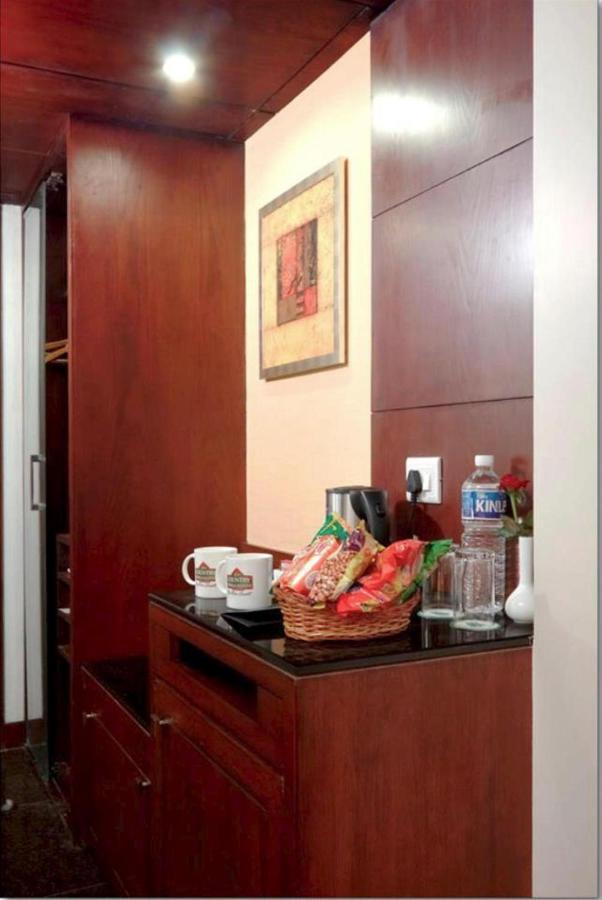 Hotel Surestay By Western Indore