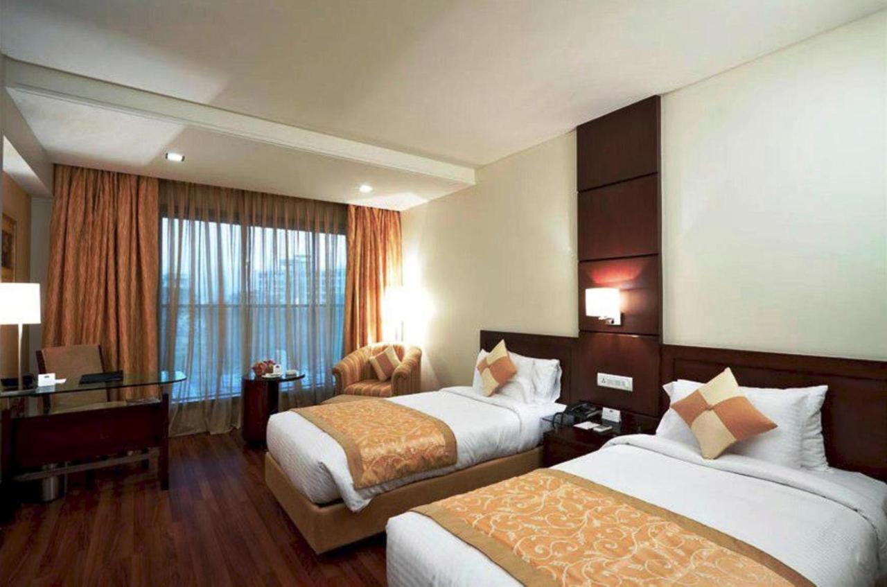 Hotel Surestay By Western 4*