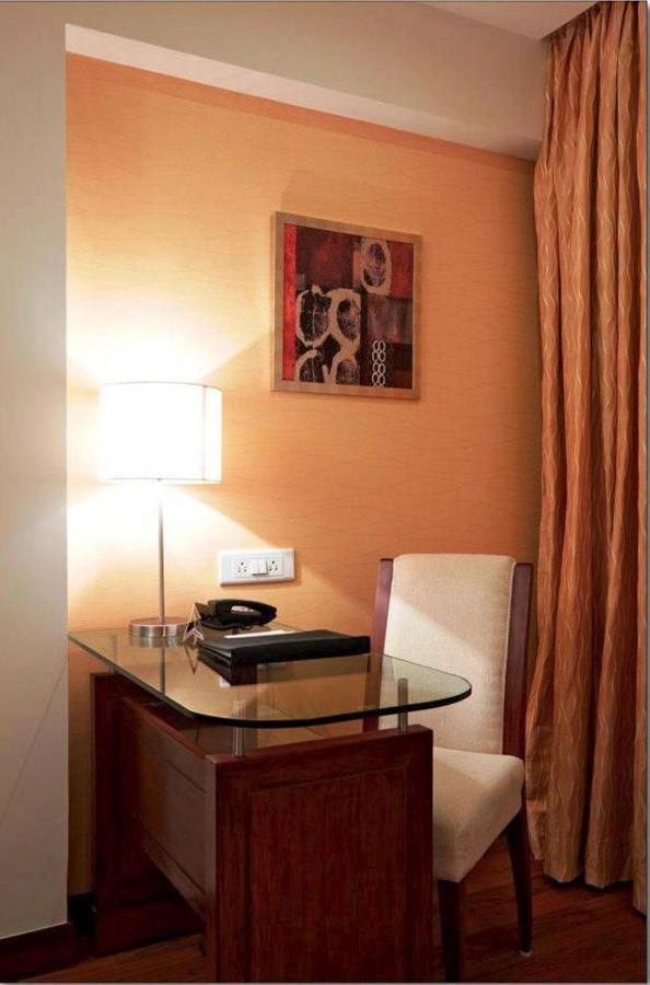 Surestay By Western Hotel 4*