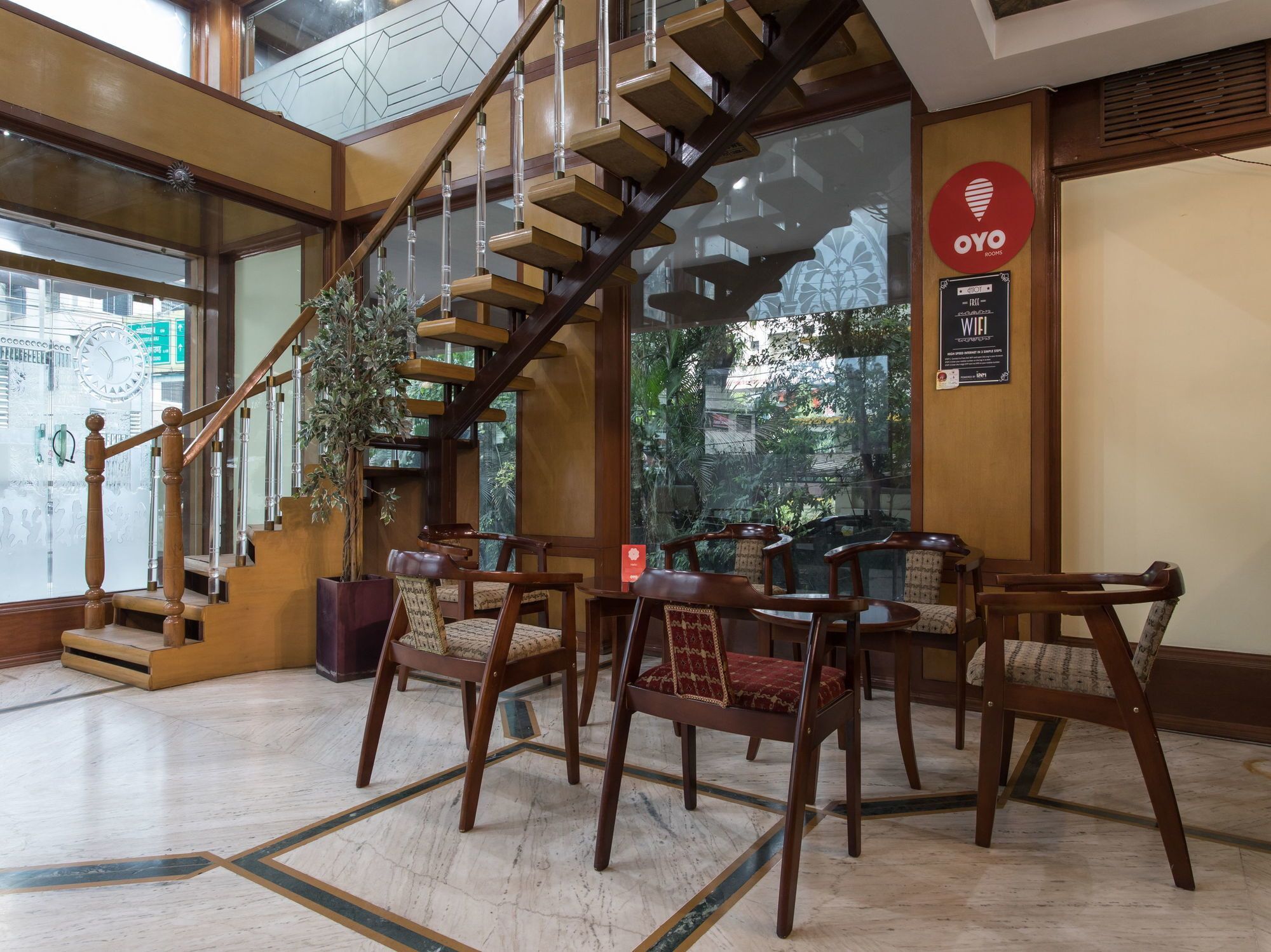 Hotel Oyo 3883 Grande Royale