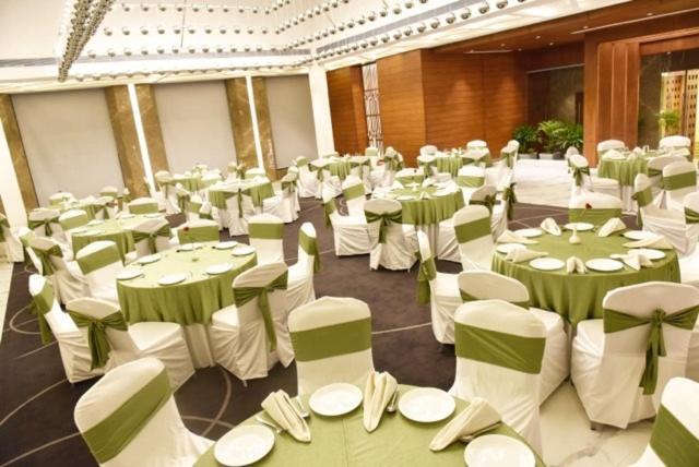 Surestay By Western Hotel