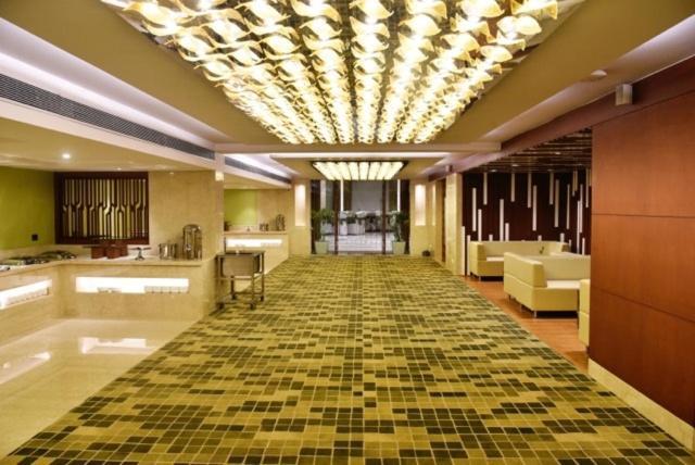 Surestay By Western 4*