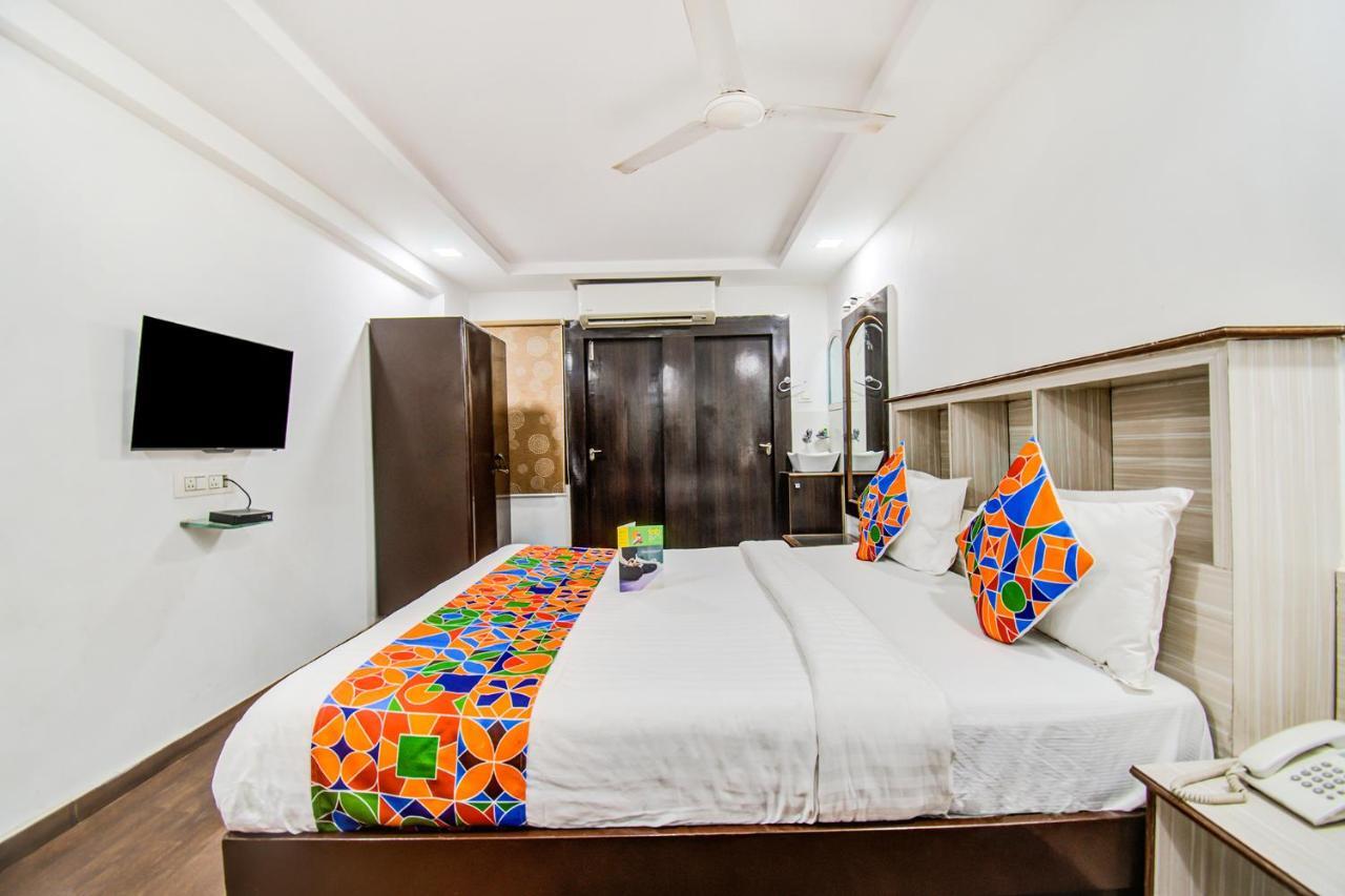 Fabhotel Rajnandani Residency Bhawarkua 3*