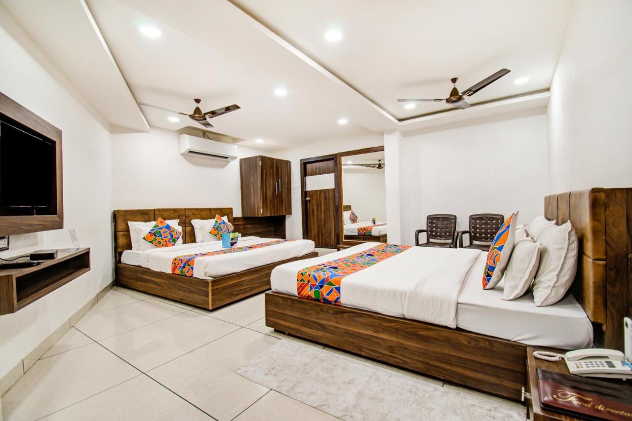 Fabhotel Rajnandani Residency Bhawarkua 3*