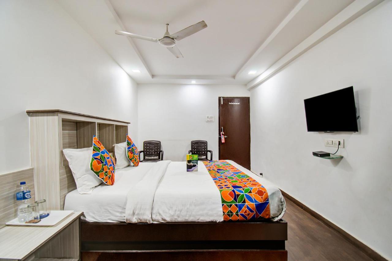 Hotel Fabhotel Rajnandani Residency Bhawarkua