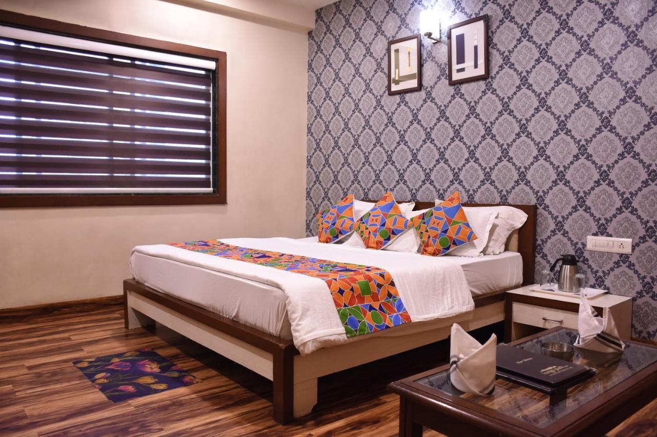 Kings Park Hotel Indore