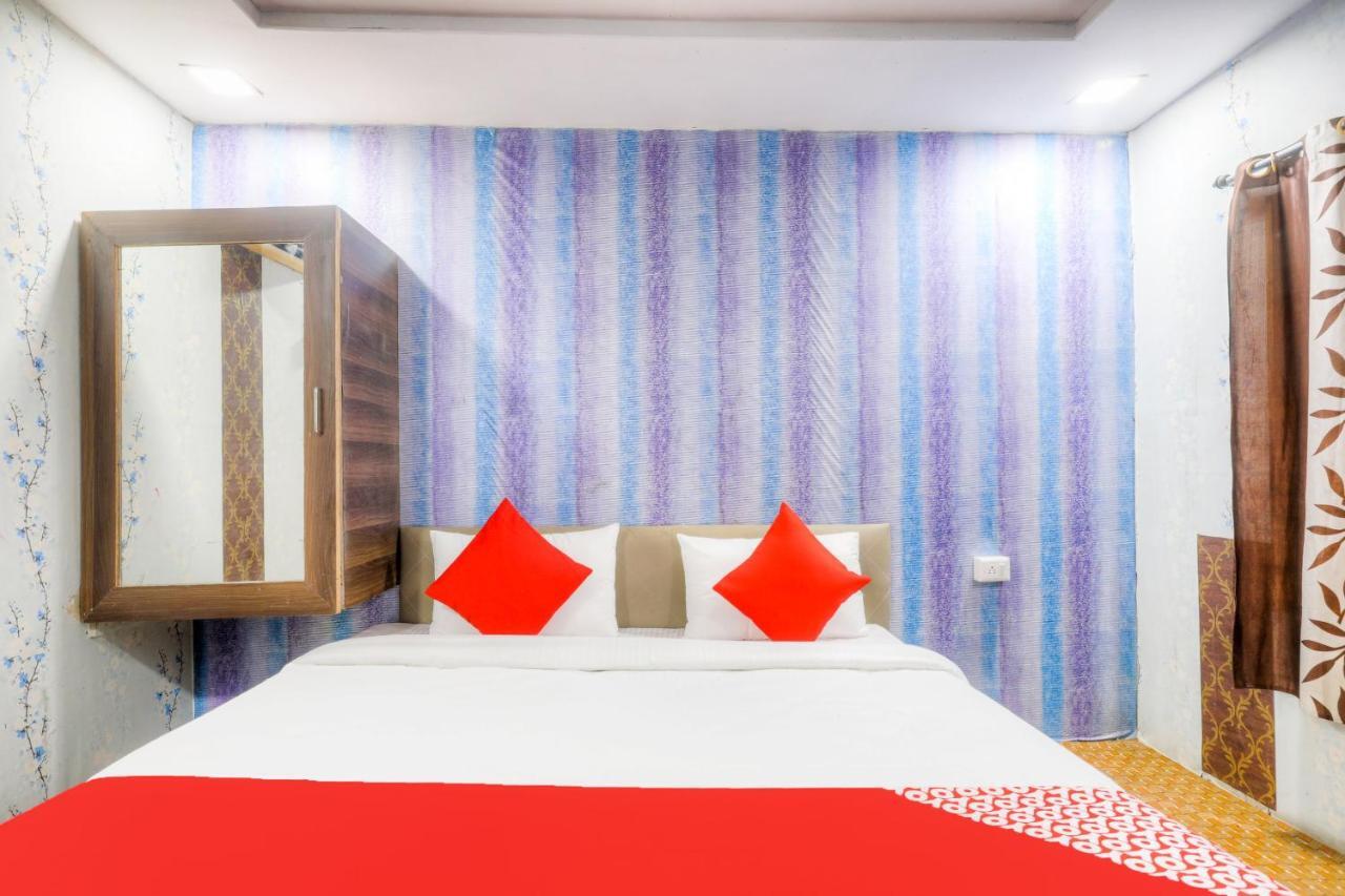 Oyo 48896 K2 - Garden Indore