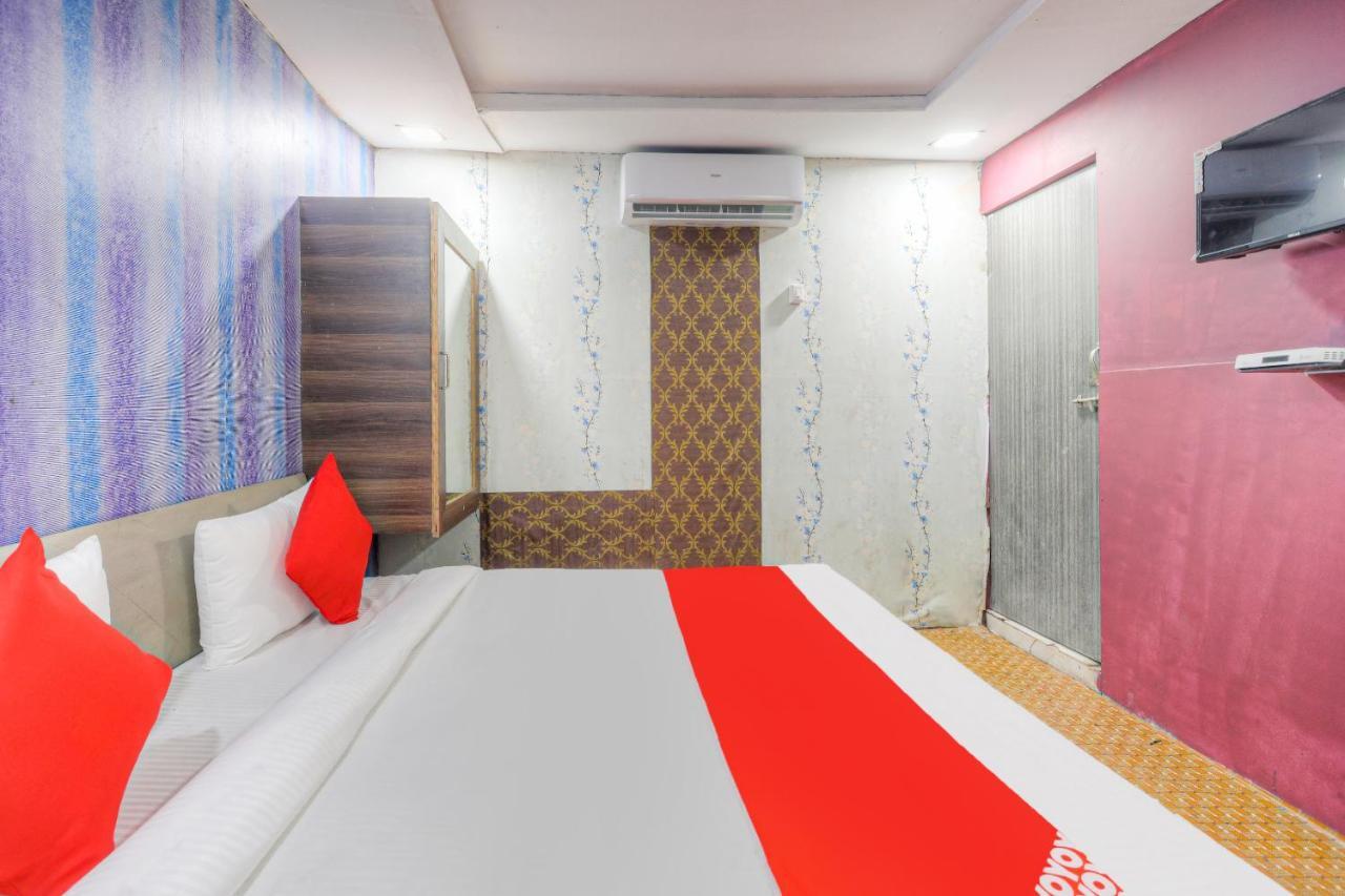 Oyo 48896 K2 - Garden 3* Indore