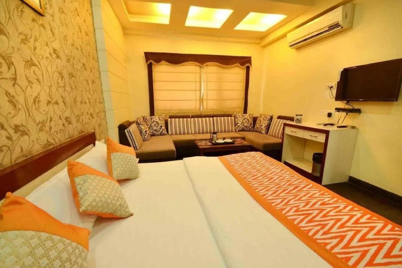 Kings Park Hotel 2*