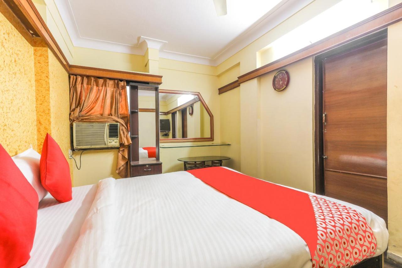 Hotel Oyo 62194 Pleasure Palace Indore