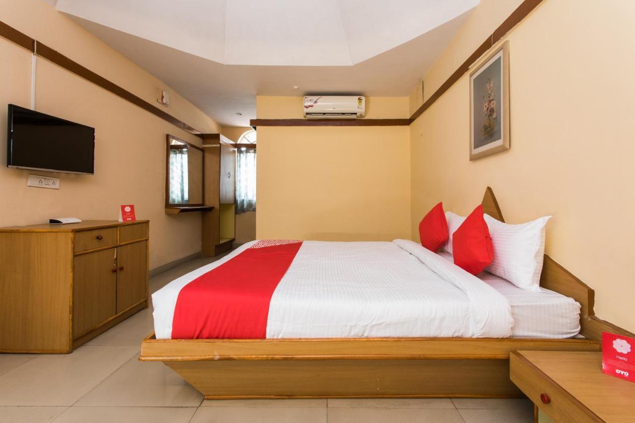 Hotel Oyo 13496 Royal Park