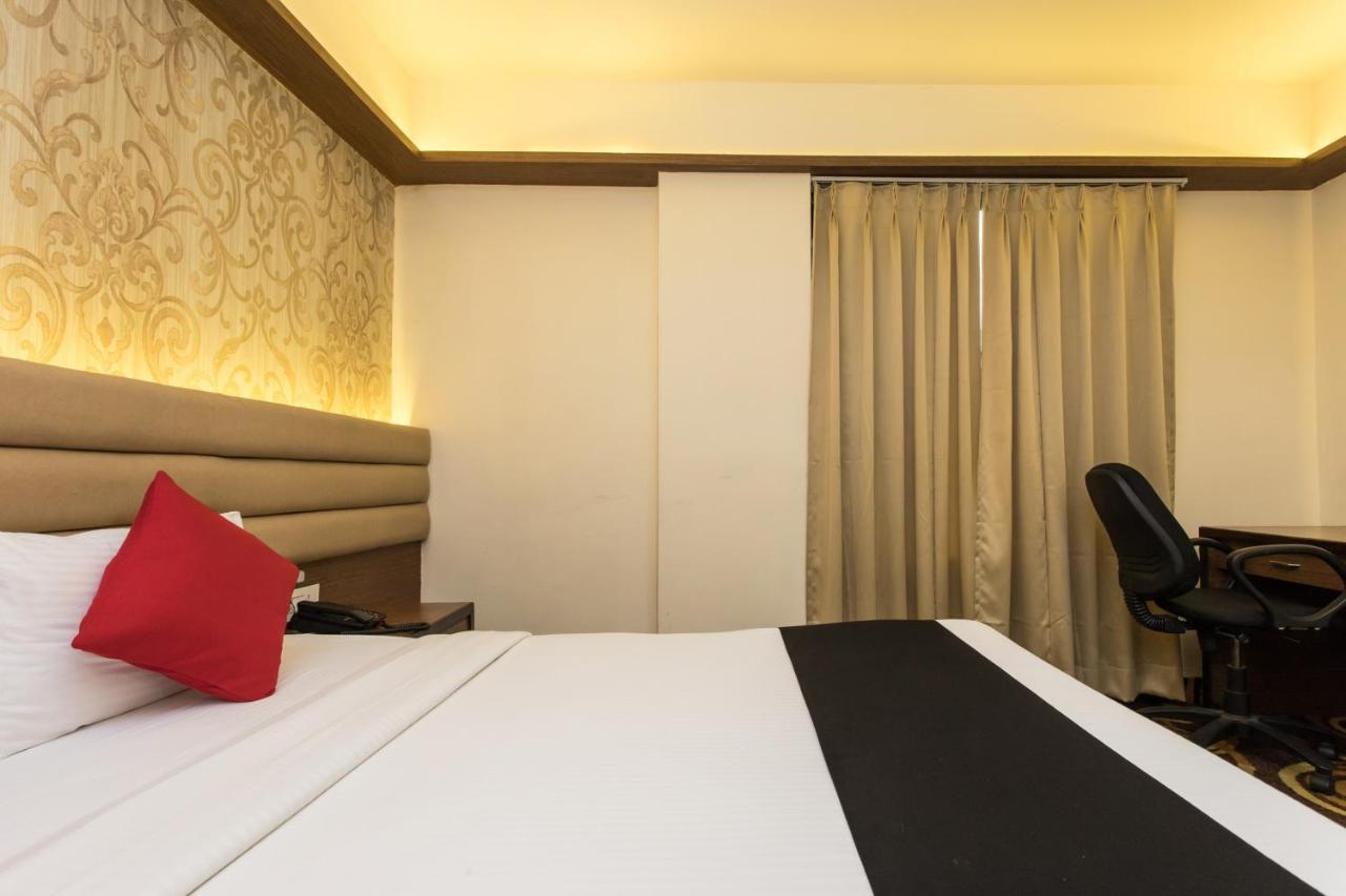 Solaris And Club 4* Indore