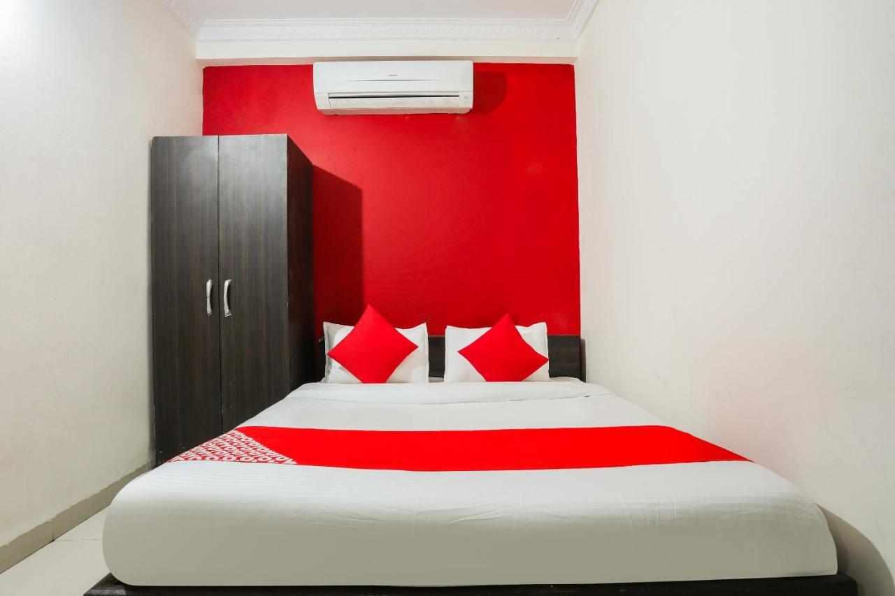 Oyo 60844 Jash Garden Restaurant Hotel Indore