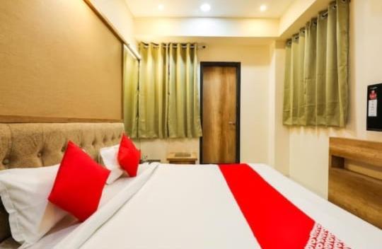 Giri Shankara Hotel Indore