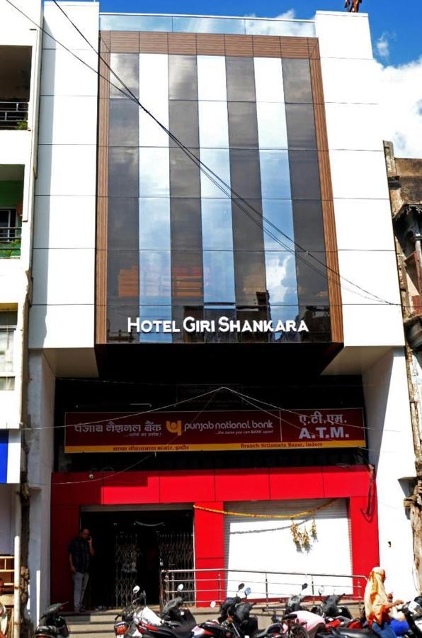 Hotel Giri Shankara 5*