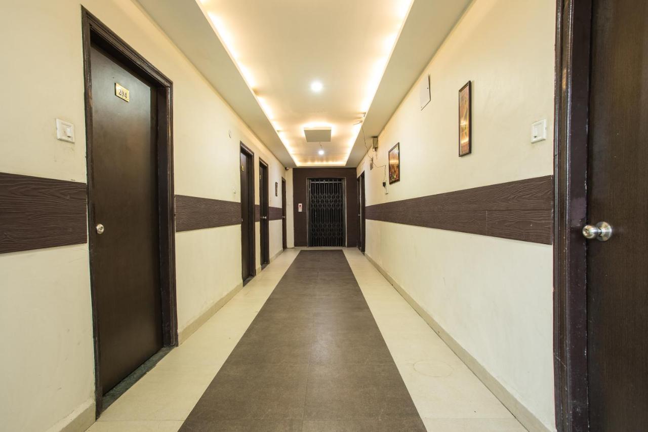 Hotel Oyo 3589 Dawar Regency Indore