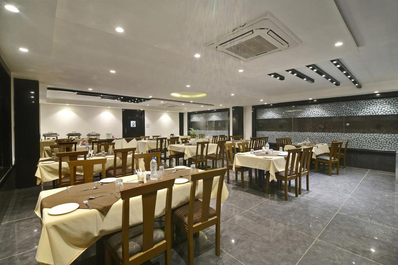 Hotel Jmc S Grande Indore